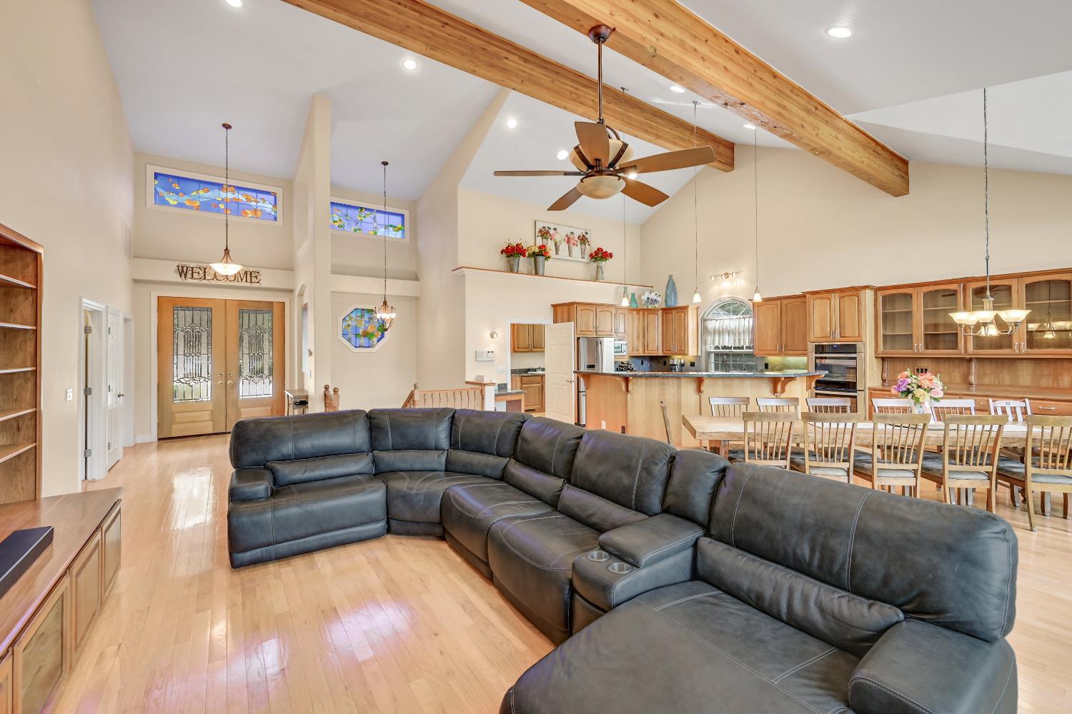 3 Foxglove Court
