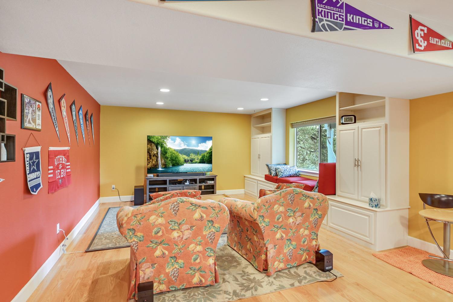 3 Foxglove Court