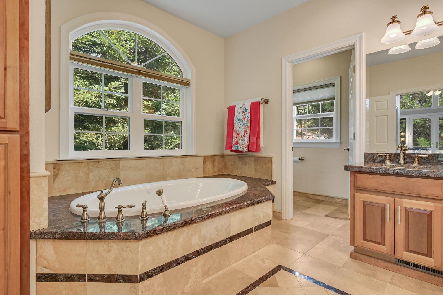 3 Foxglove Court