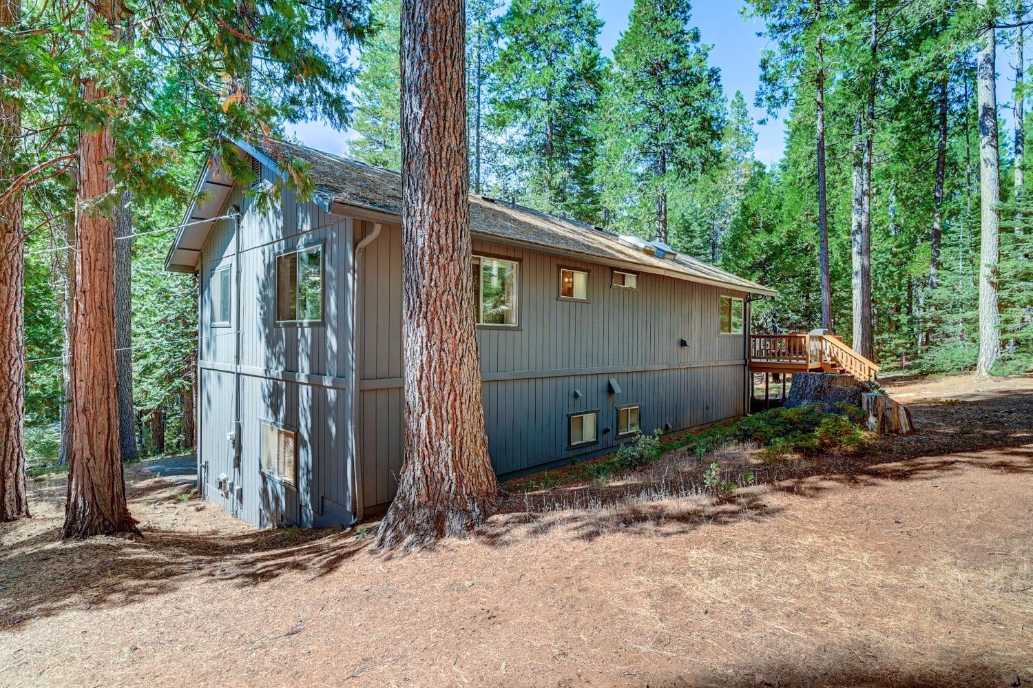 2042 South Sierra View