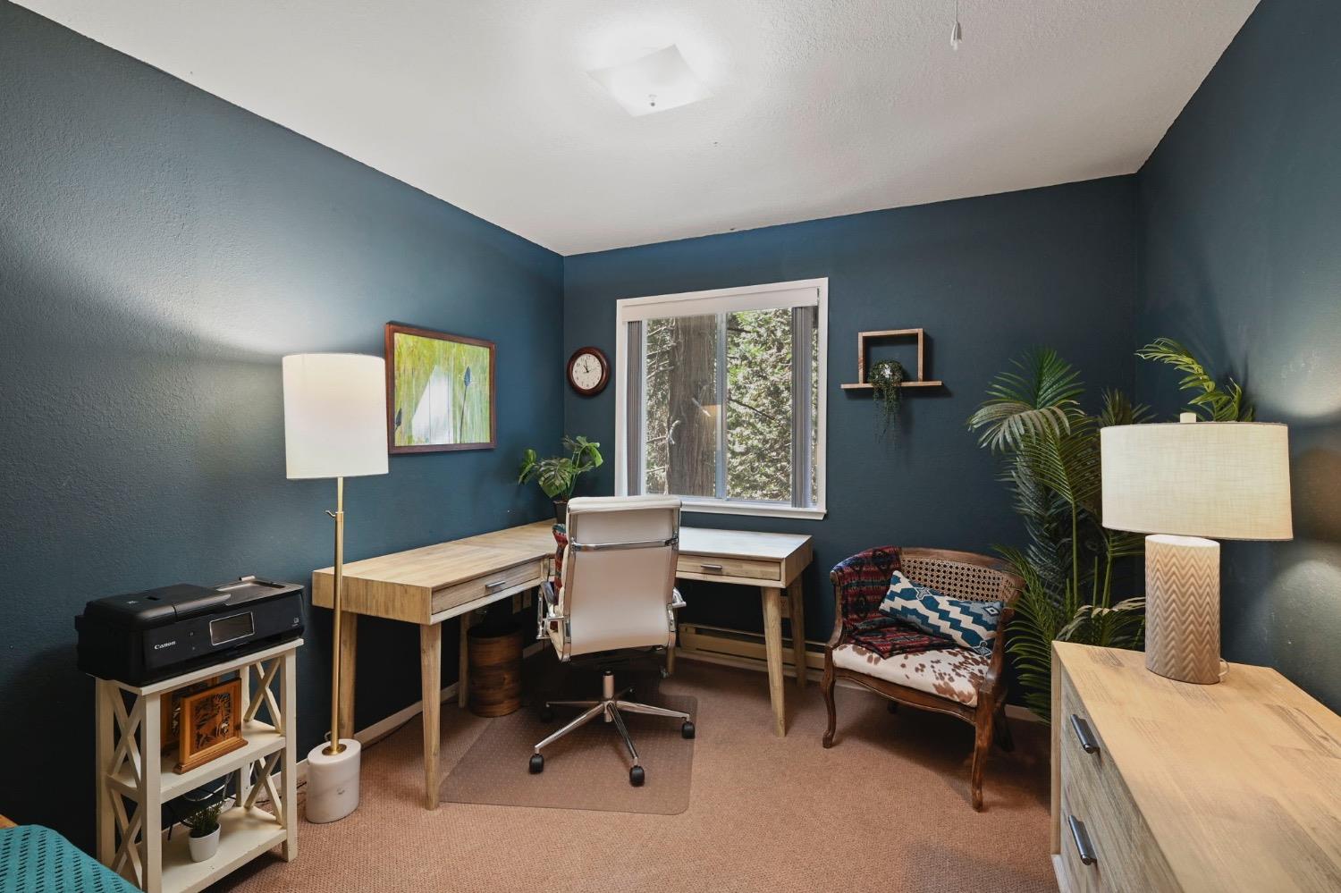 2042 South Sierra View