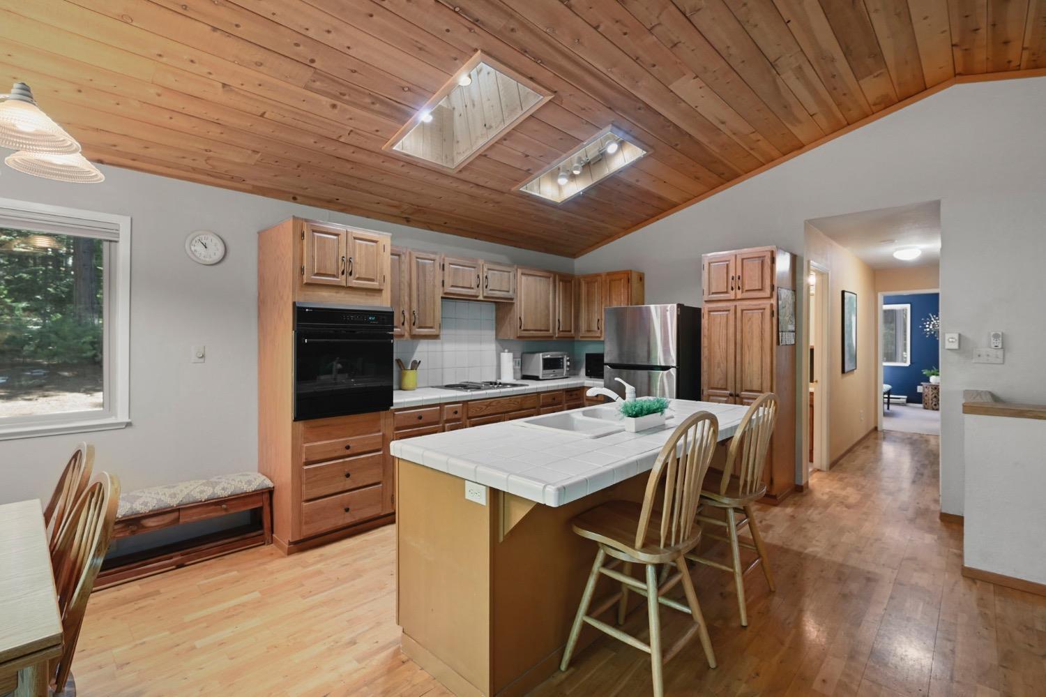 2042 South Sierra View