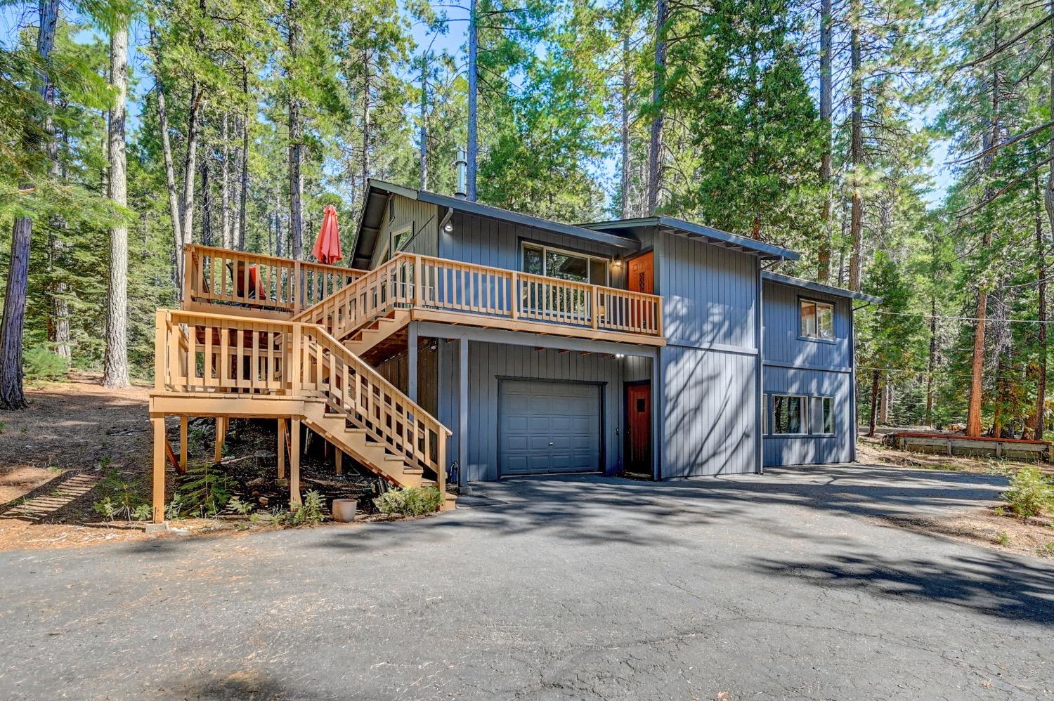 2042 South Sierra View
