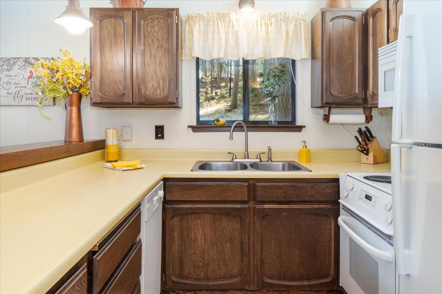 4741 Hokan Circle