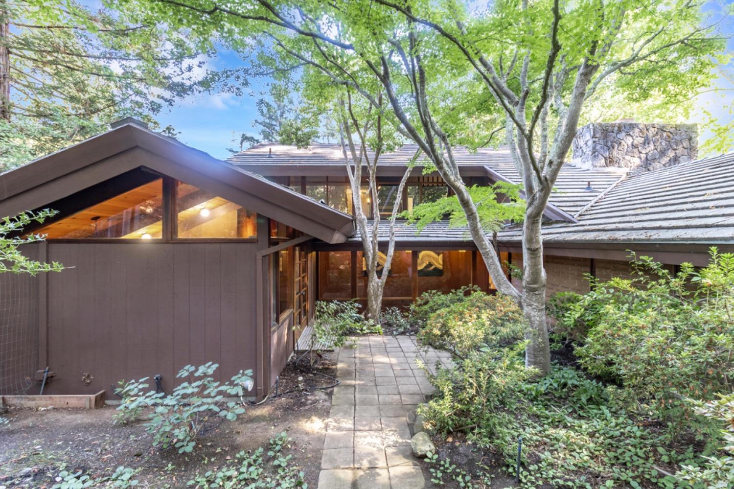 3145 Bandera Drive