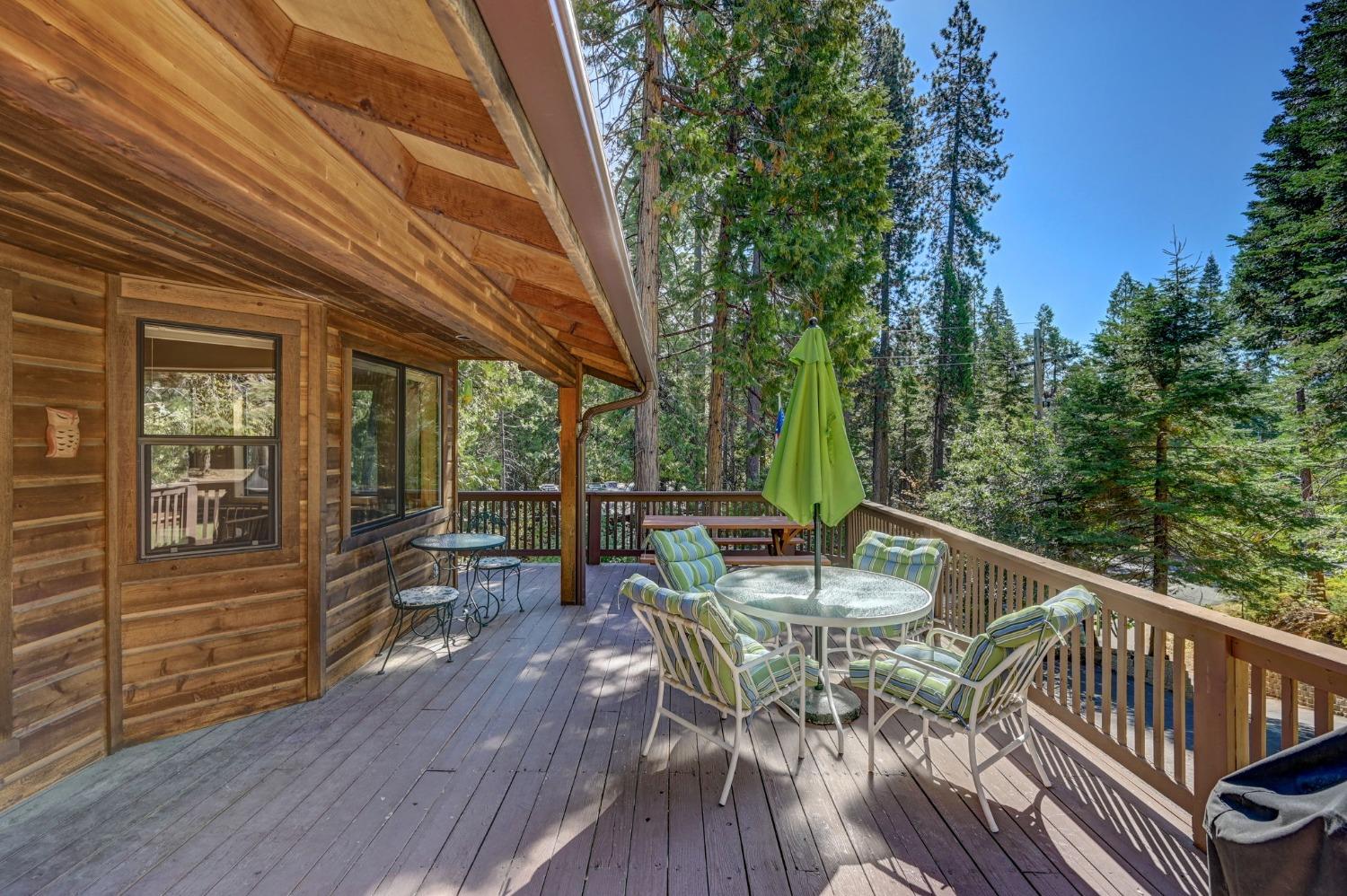 1075 Meadow Drive