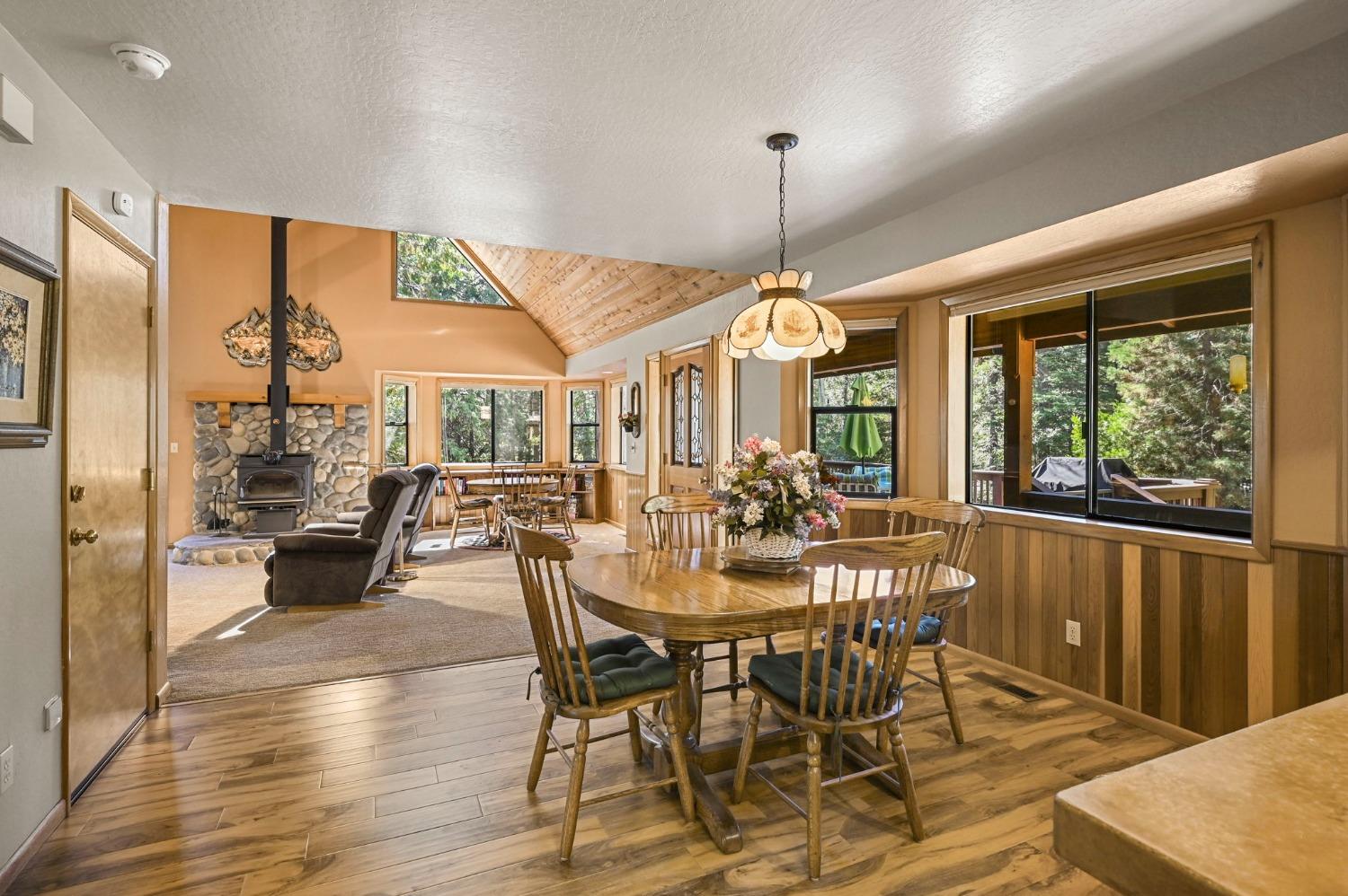 1075 Meadow Drive