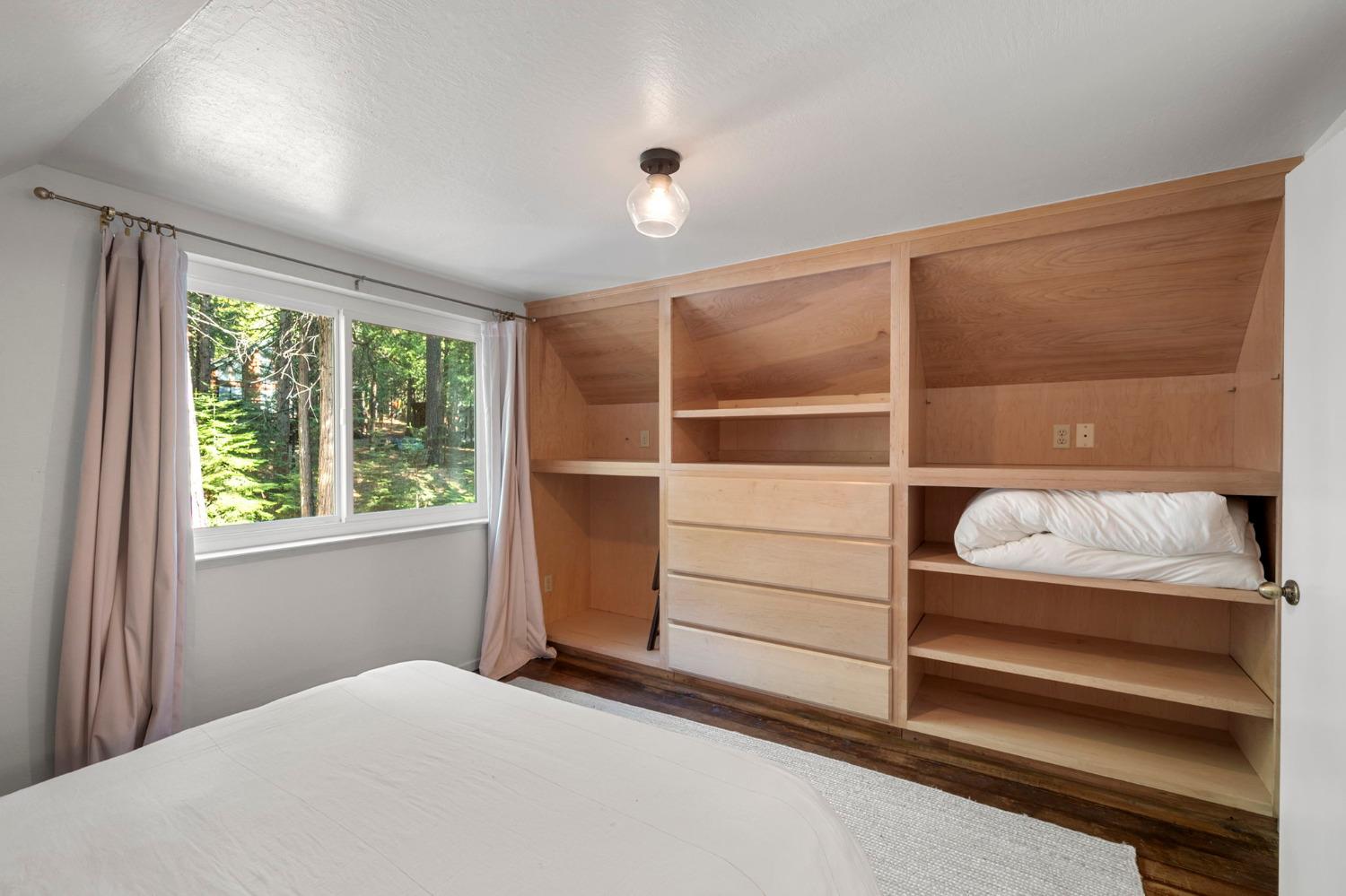 5311 Hokan Circle