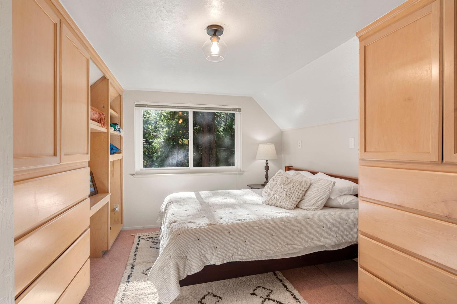 5311 Hokan Circle