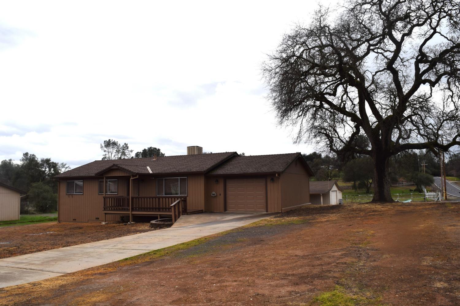 812 Feather Drive