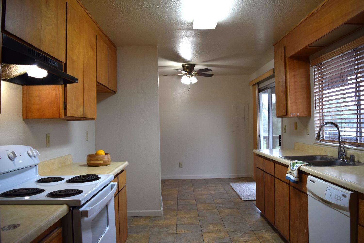 812 Feather Drive
