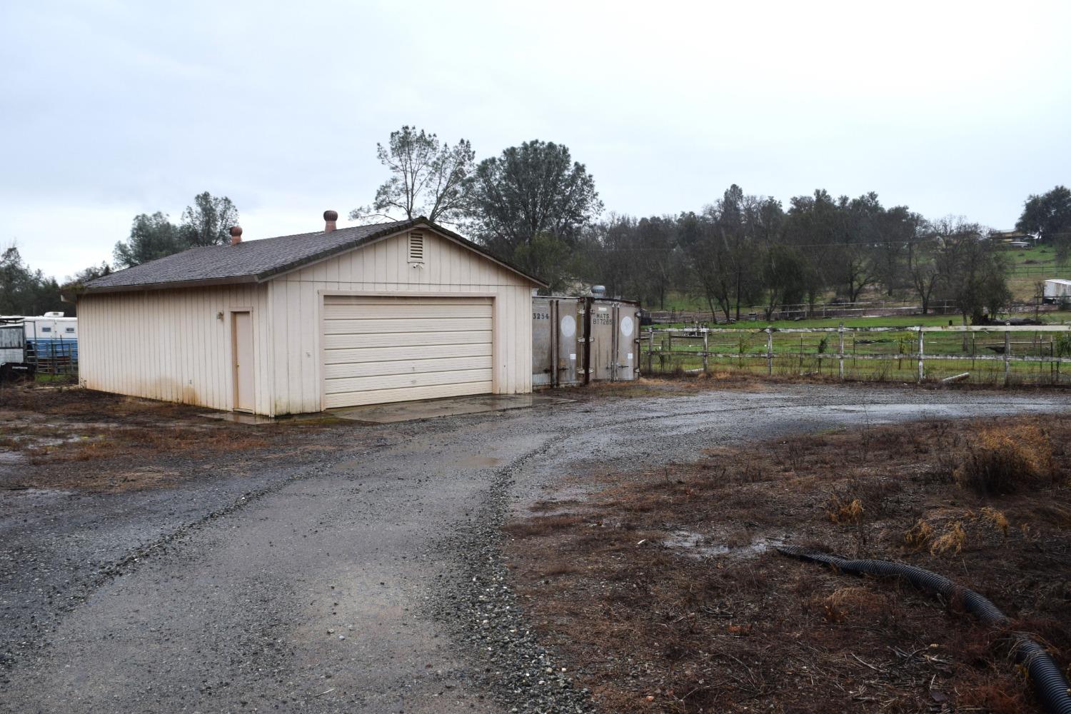 812 Feather Drive