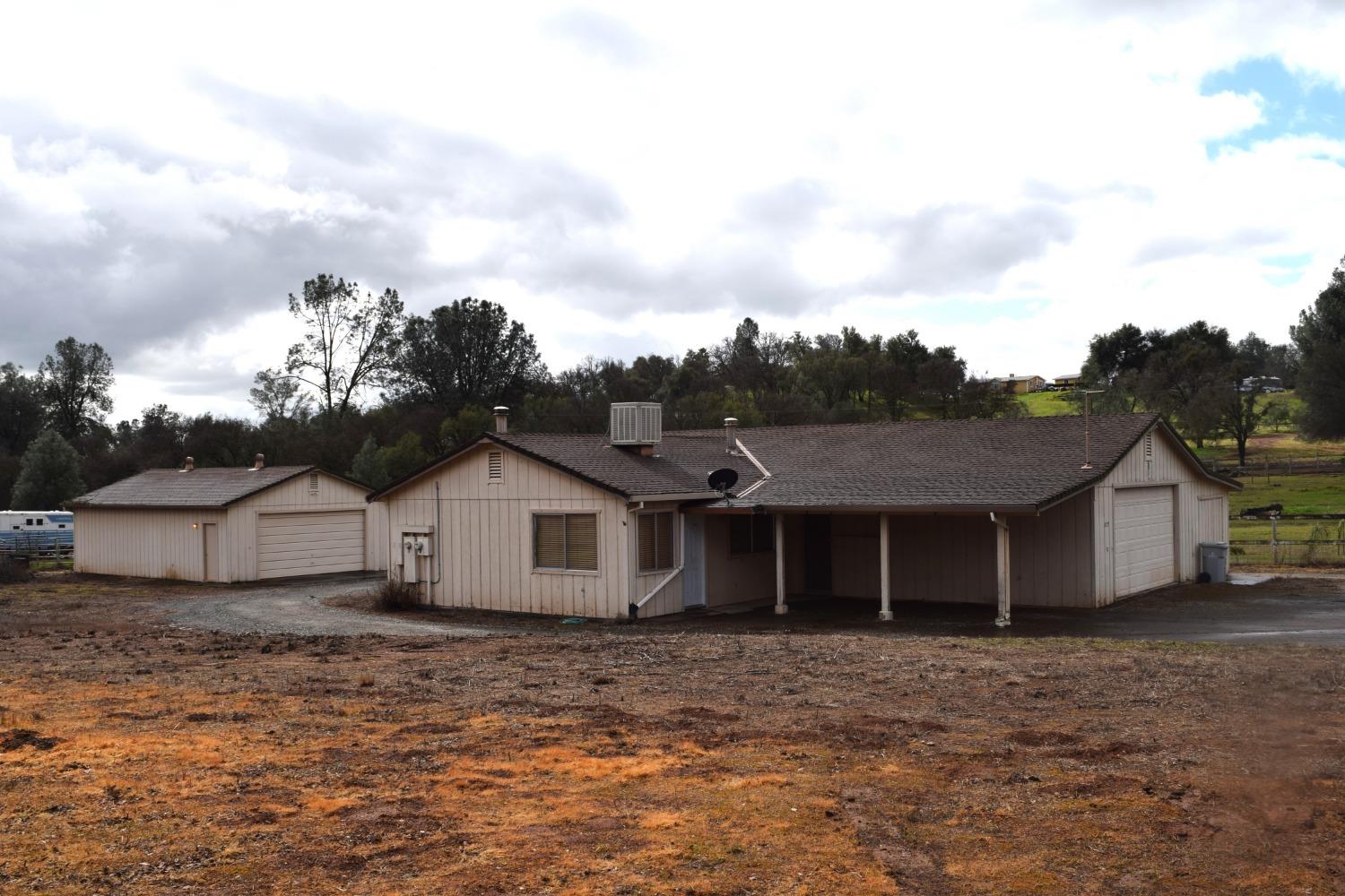 812 Feather Drive