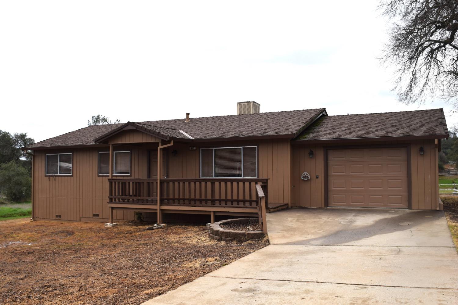 812 Feather Drive