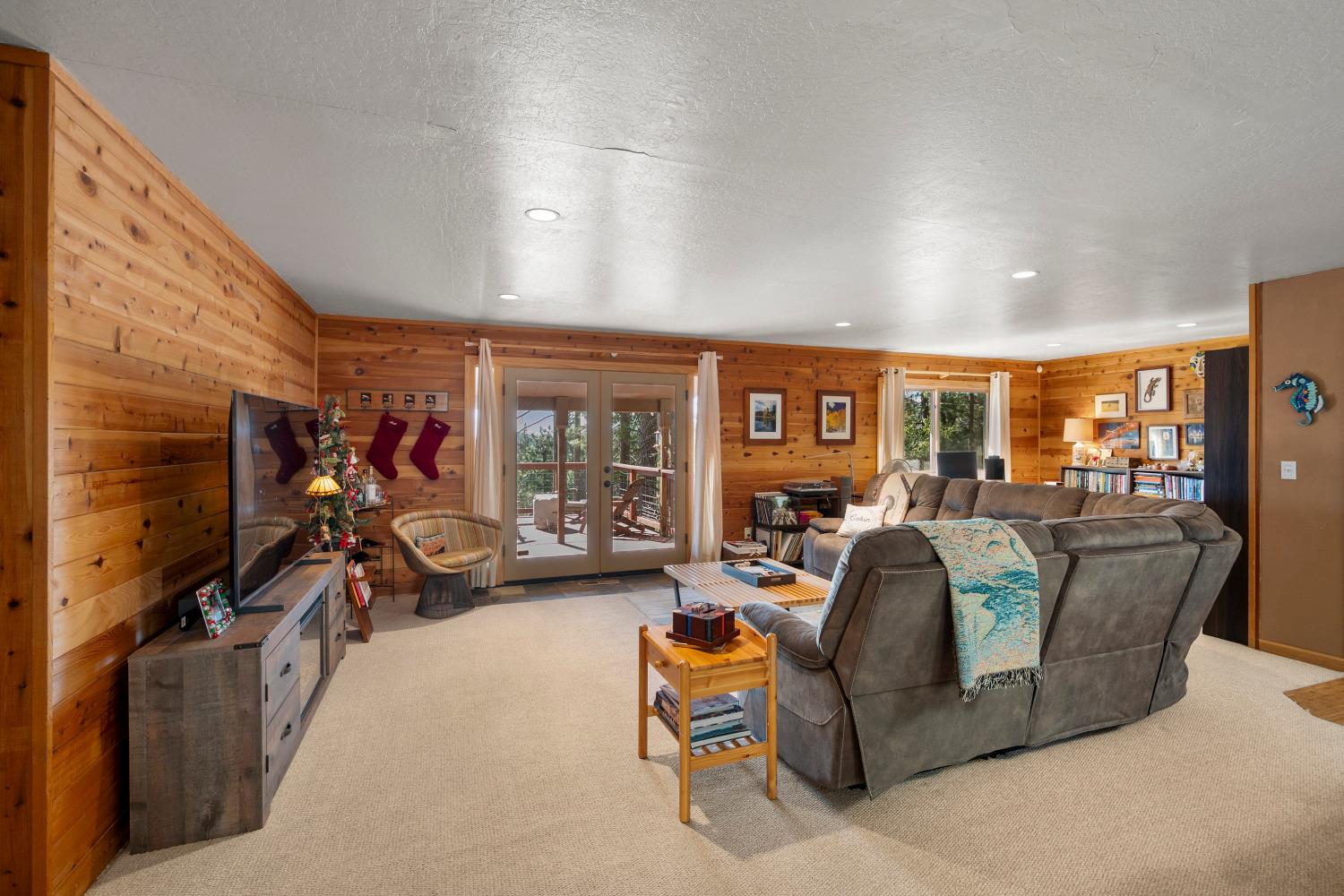 2958 Fairway Drive 2930