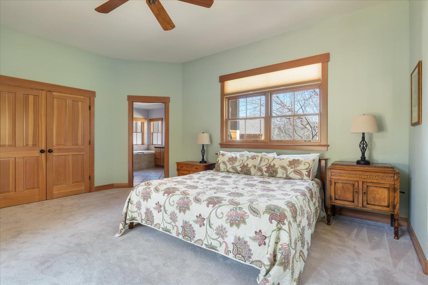 1500 Vineyard Terrace