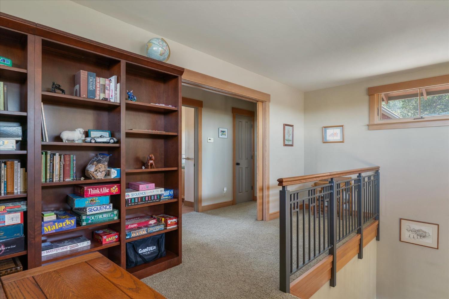 1500 Vineyard Terrace