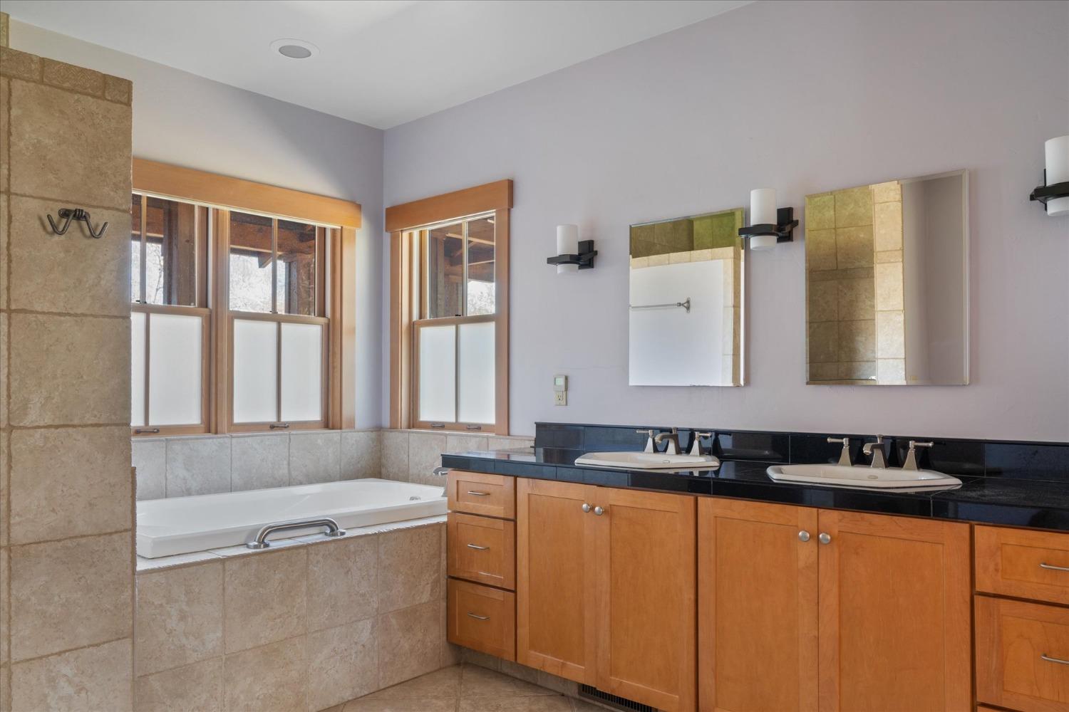 1500 Vineyard Terrace
