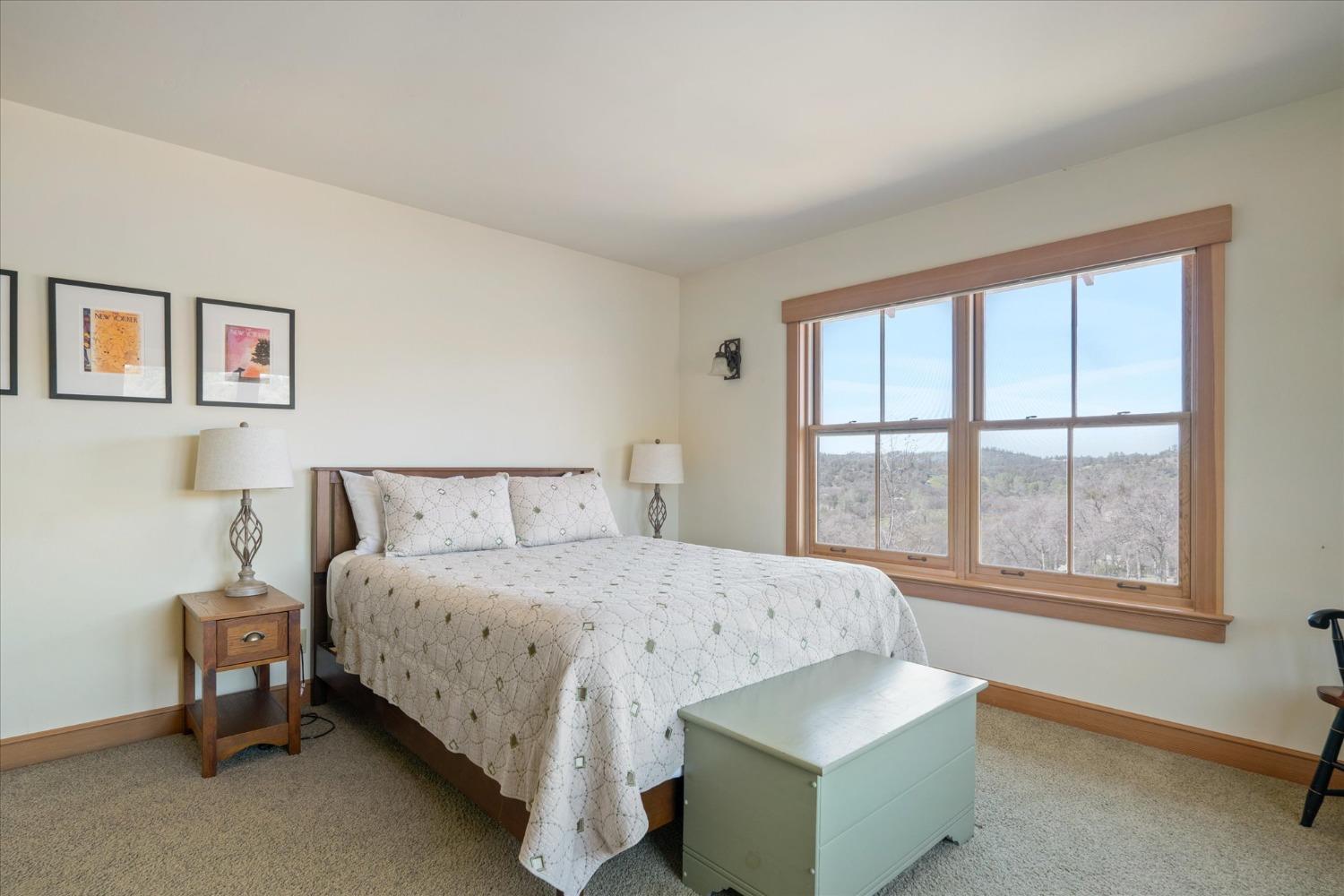 1500 Vineyard Terrace