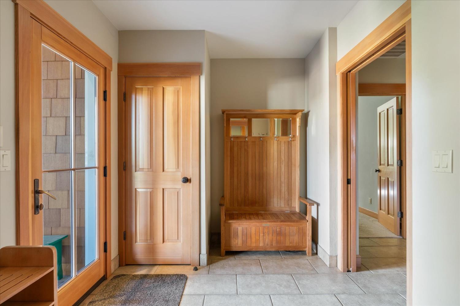 1500 Vineyard Terrace