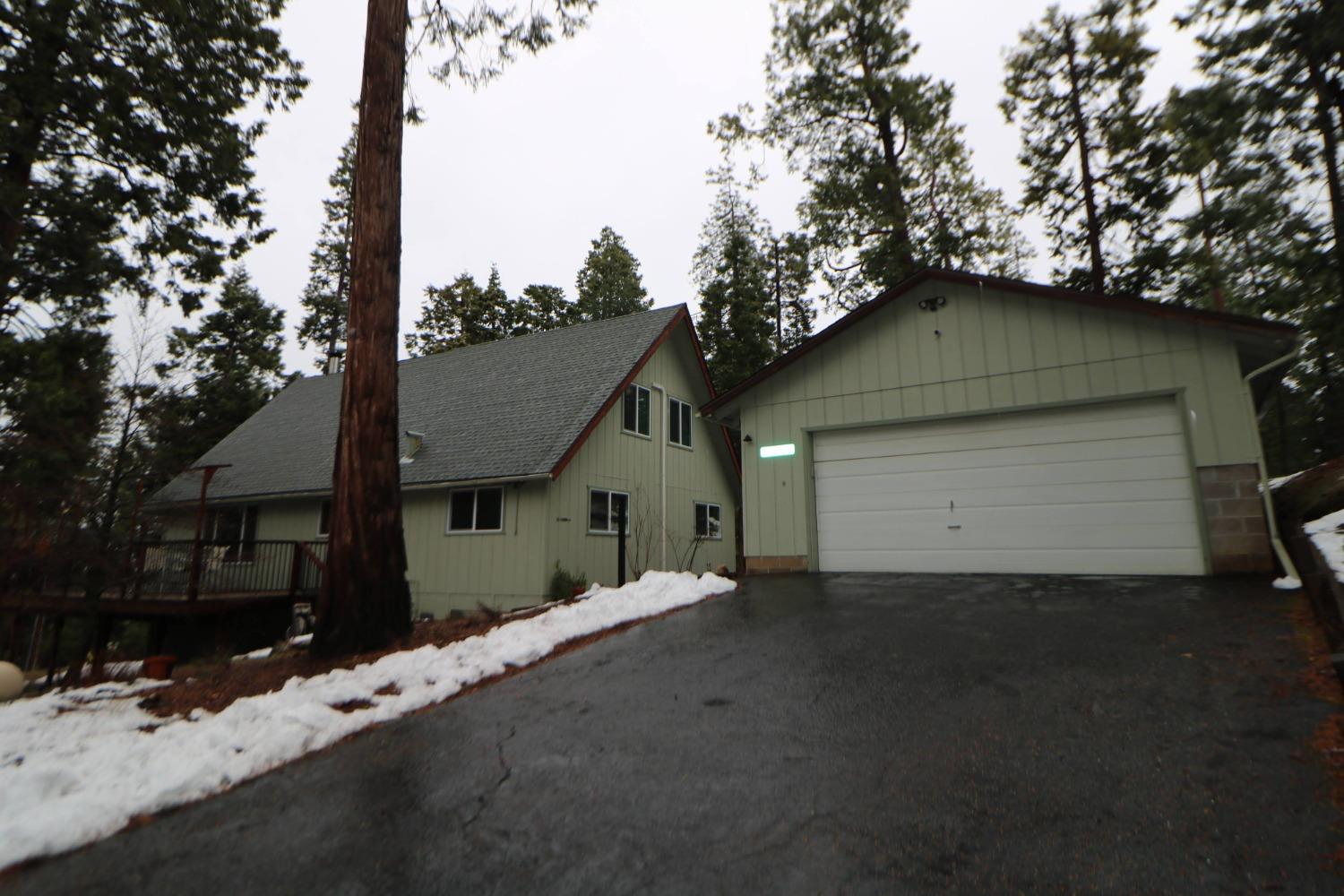 2901 Flume Court