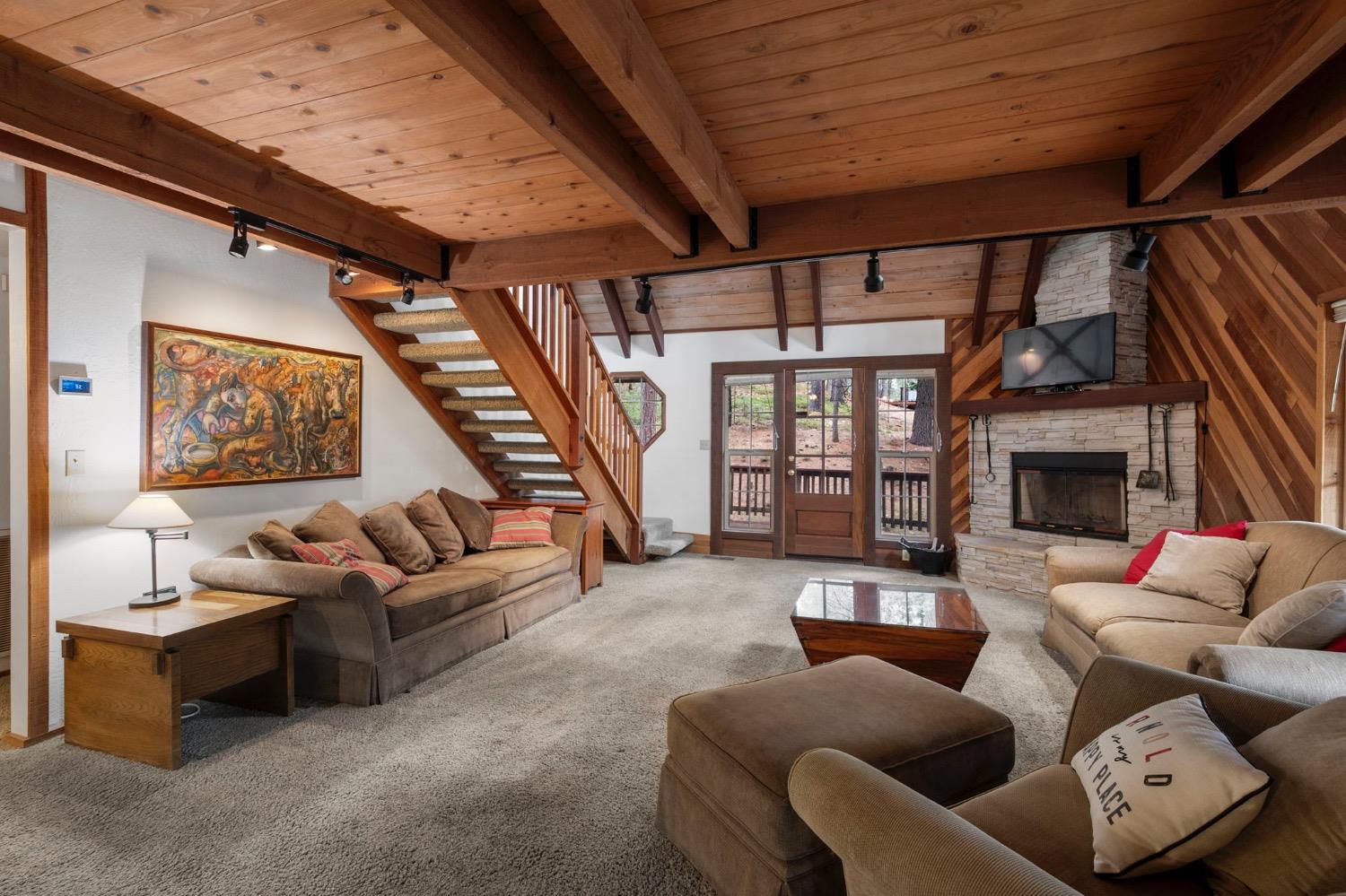 2060 Baywood View