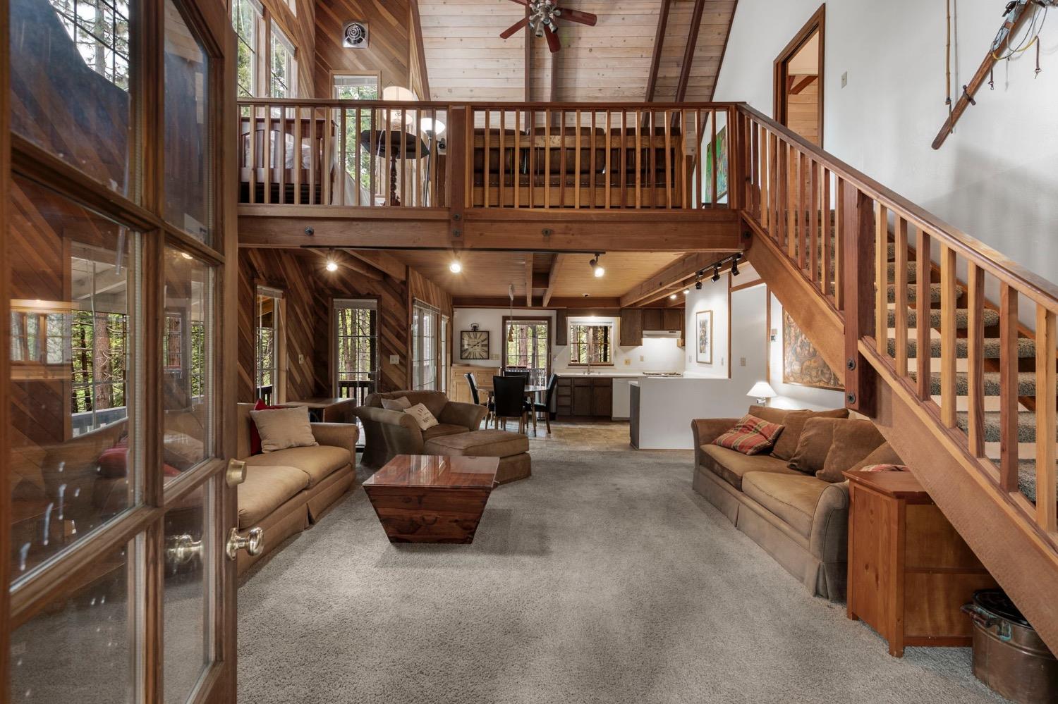 2060 Baywood View