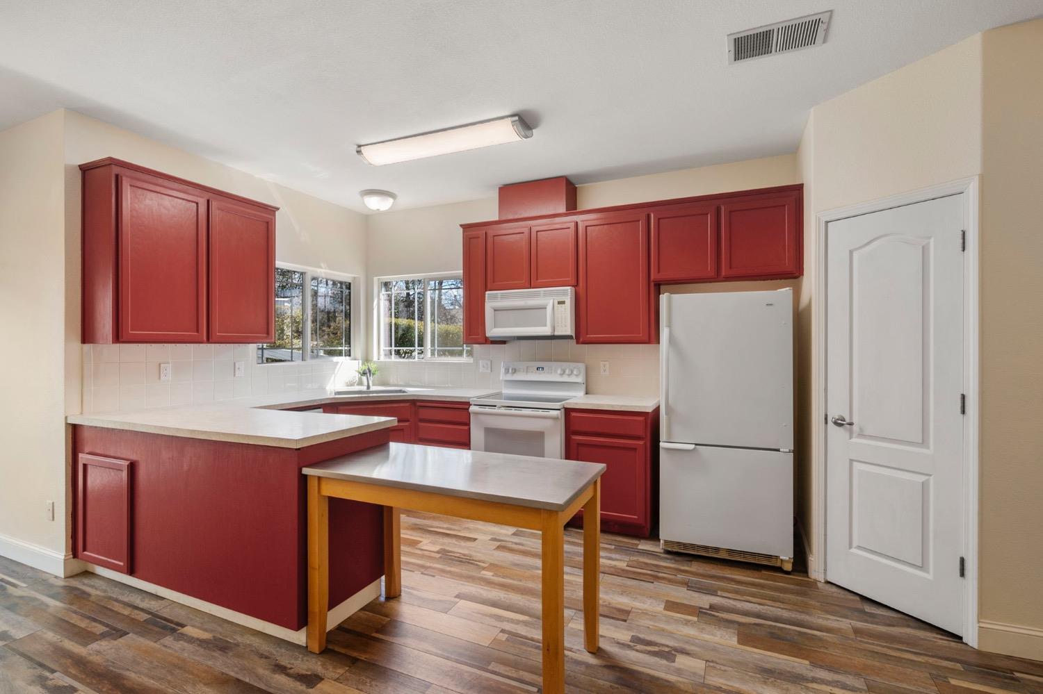 1255 Annalee Drive
