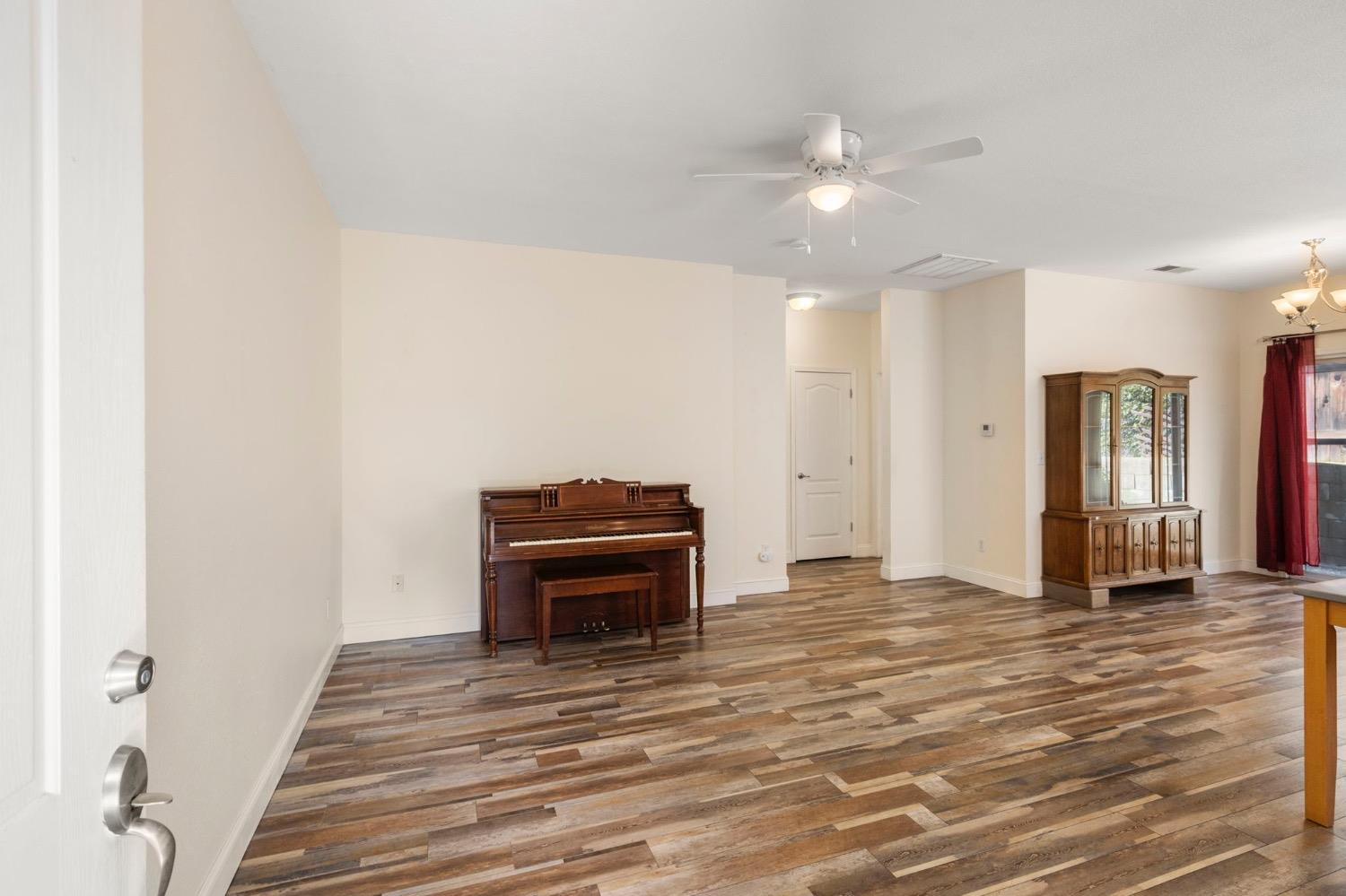 1255 Annalee Drive