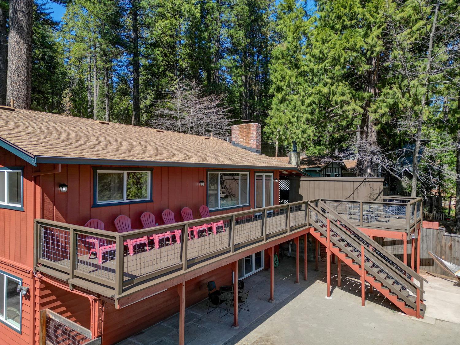 1933 Pine Drive