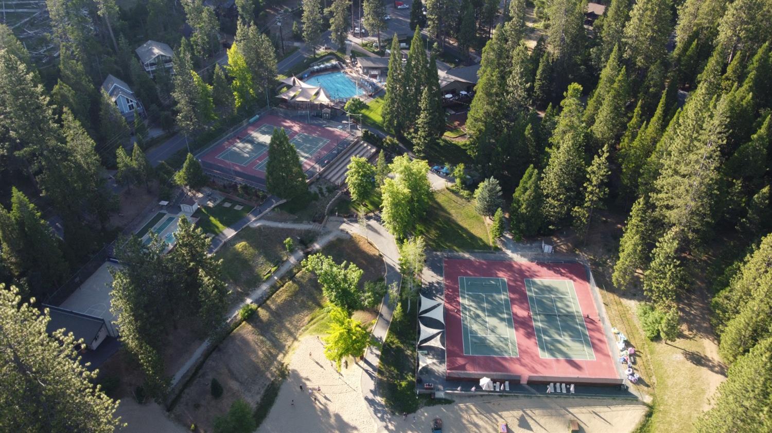 2051 Georgeann Drive