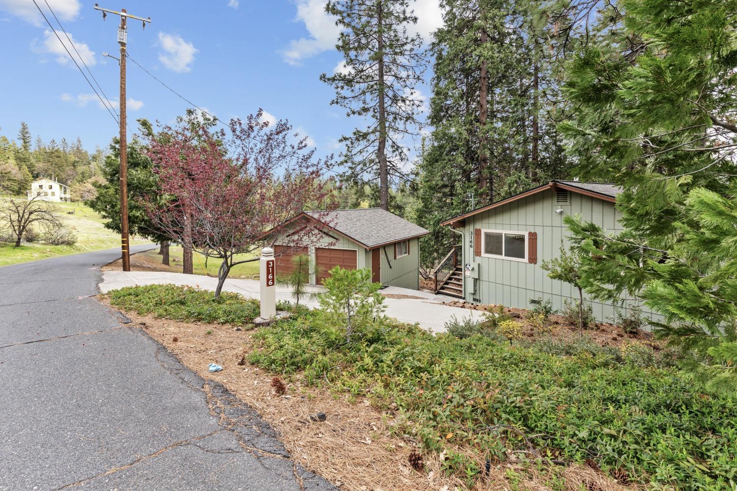 3166 Dalmatia Drive