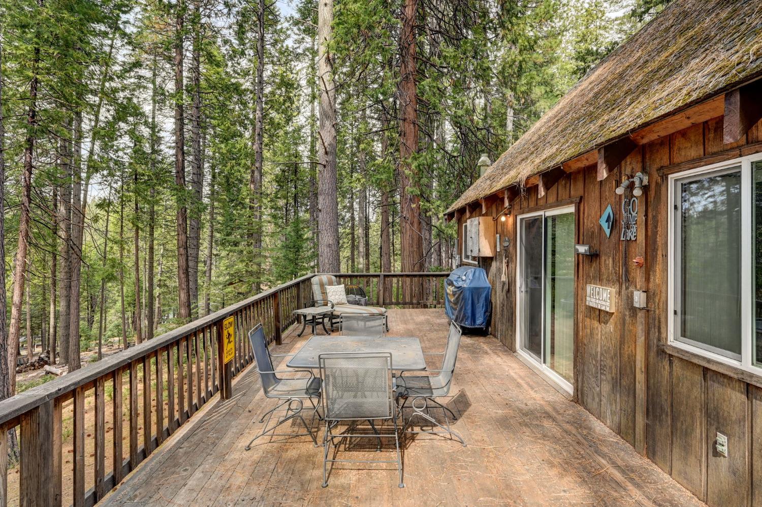 3036 Pine Lake Drive