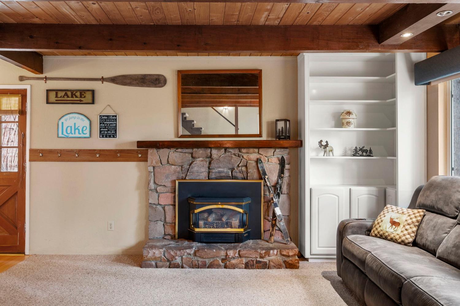 3036 Pine Lake Drive