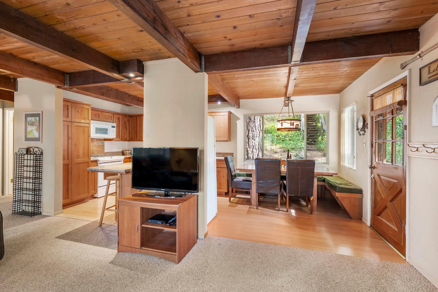 3036 Pine Lake Drive