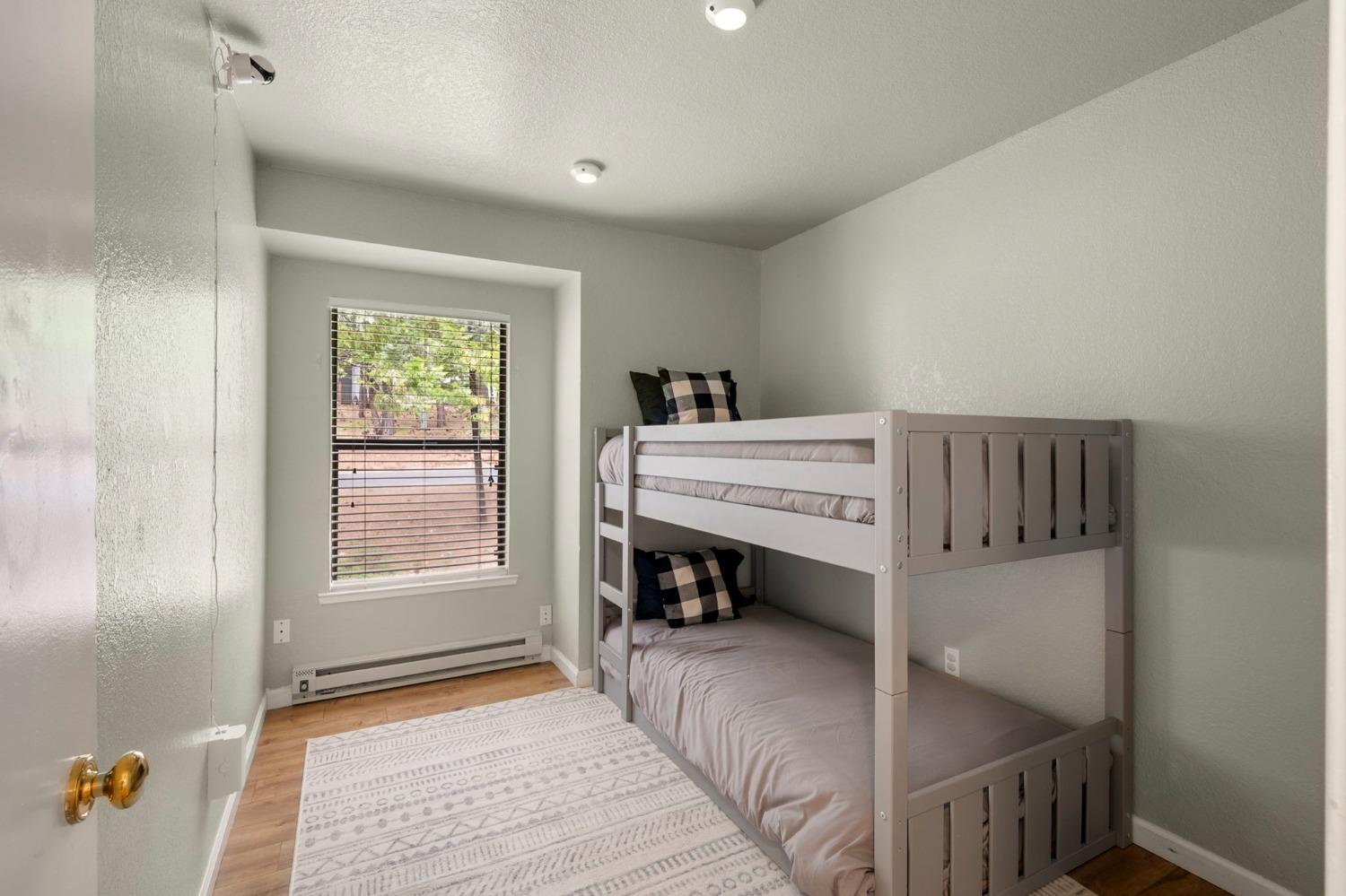 1006 Manuel Road
