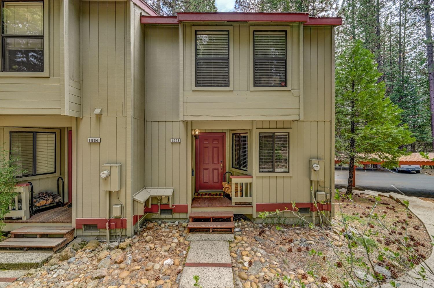 1006 Manuel Road