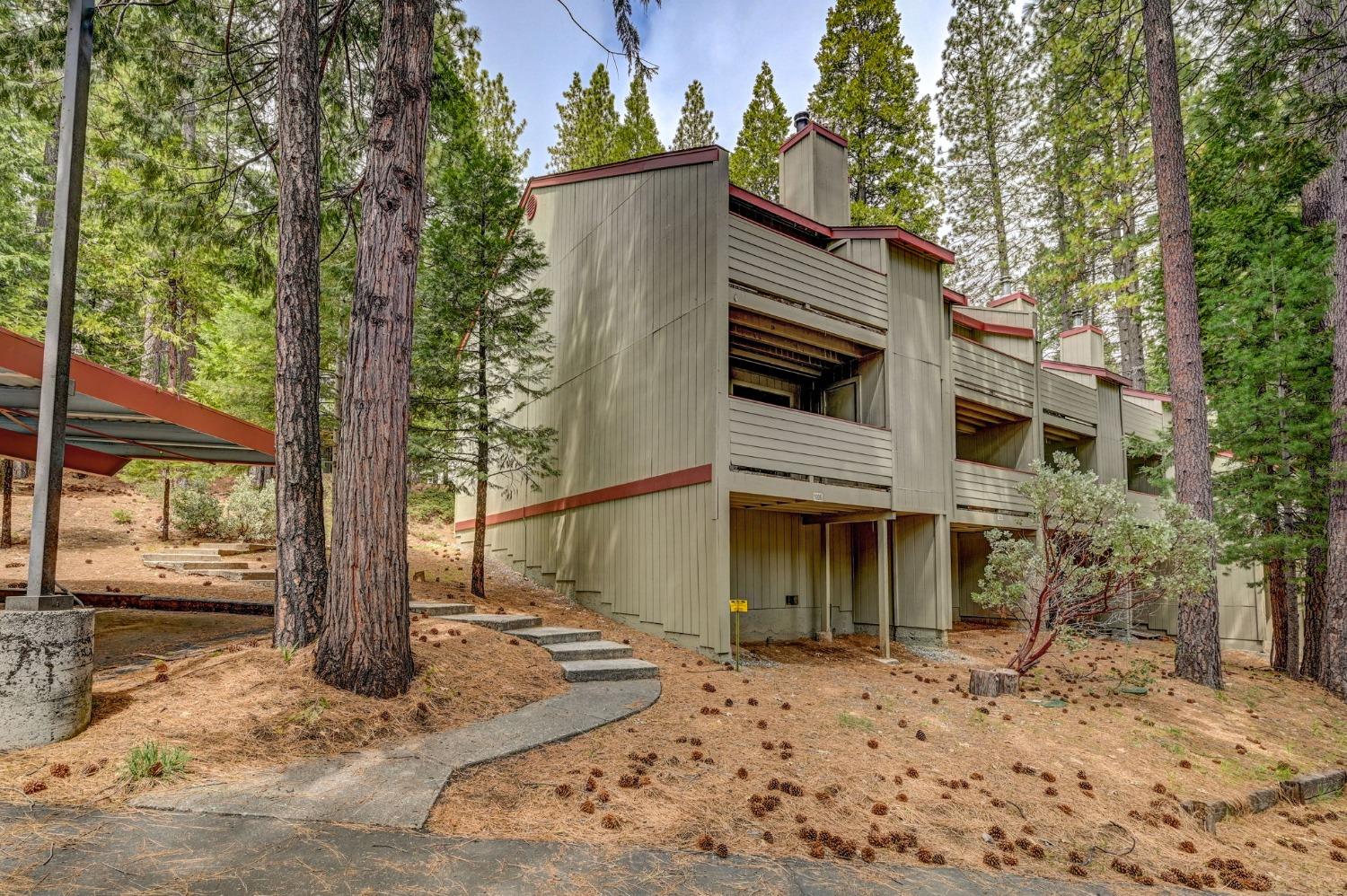 1006 Manuel Road