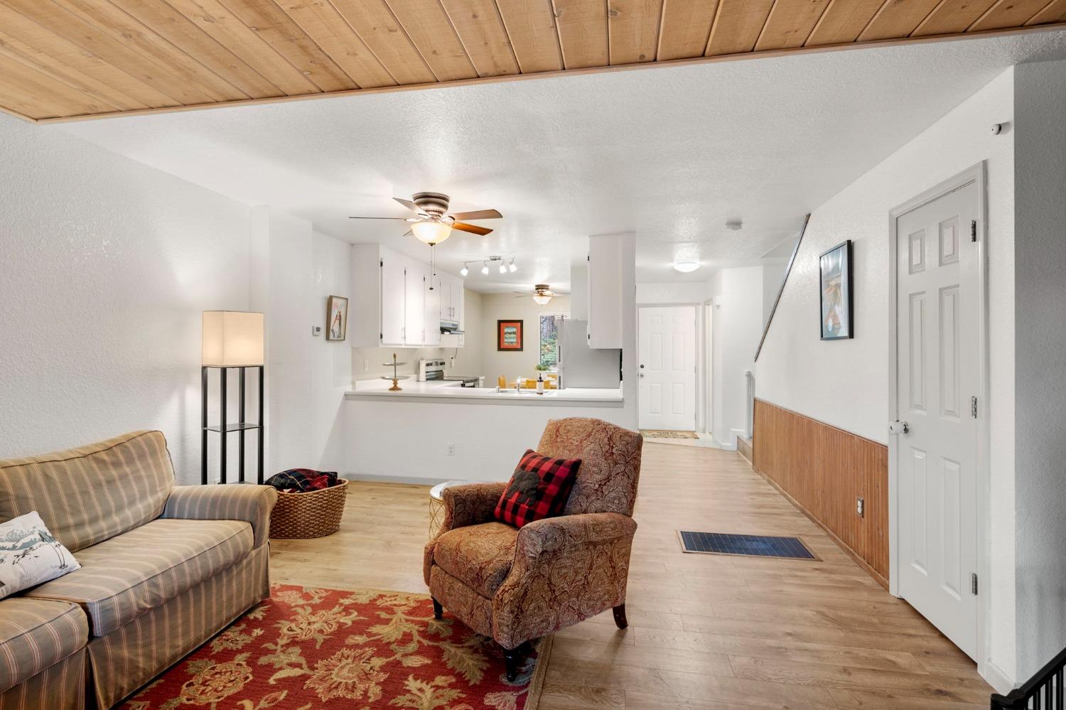 1006 Manuel Road