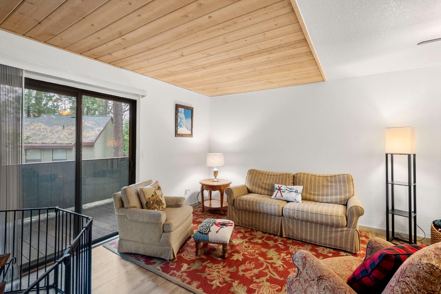 1006 Manuel Road