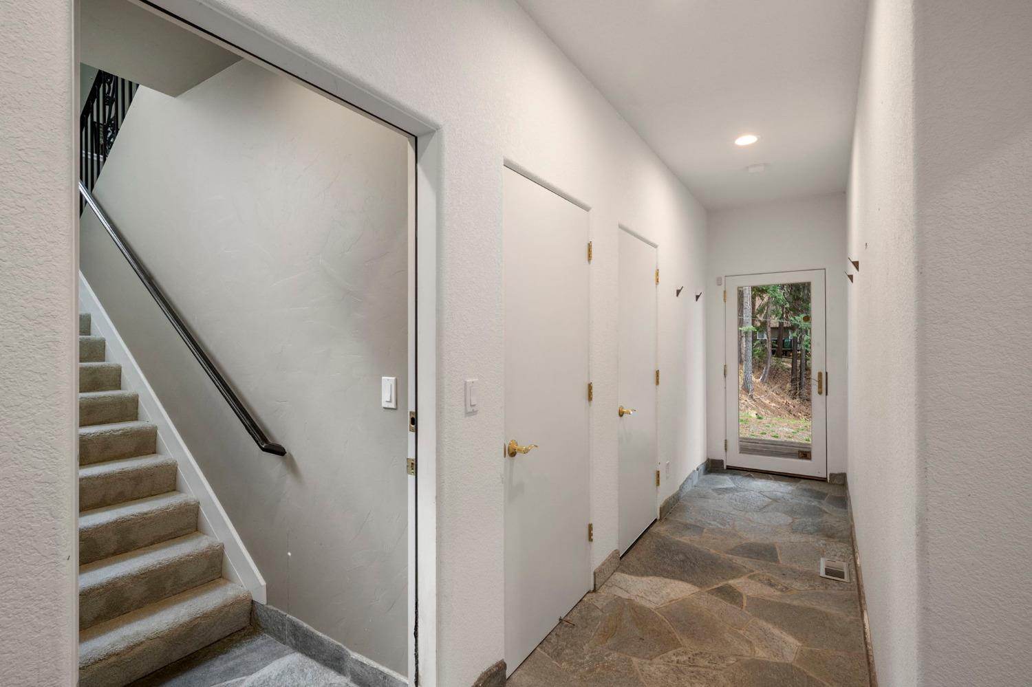 1236 Brae Burn Drive