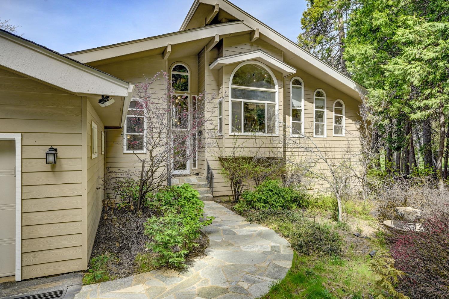 1236 Brae Burn Drive