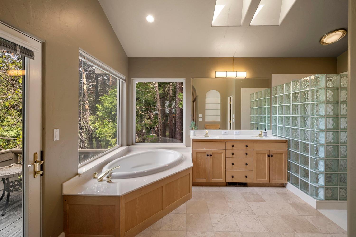 1236 Brae Burn Drive