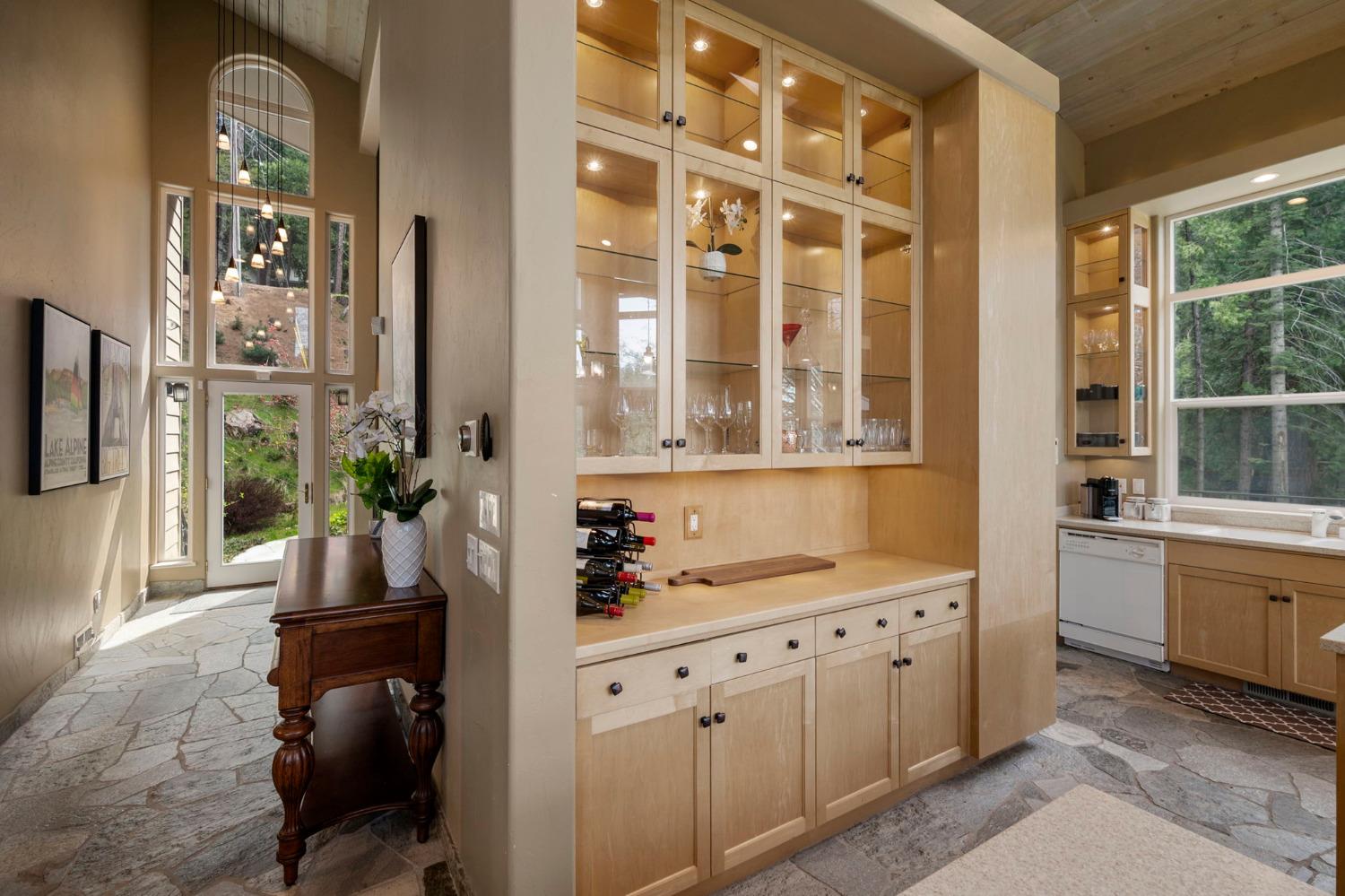 1236 Brae Burn Drive