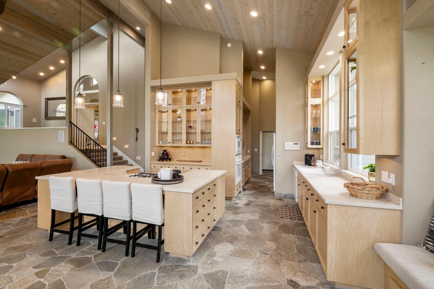 1236 Brae Burn Drive