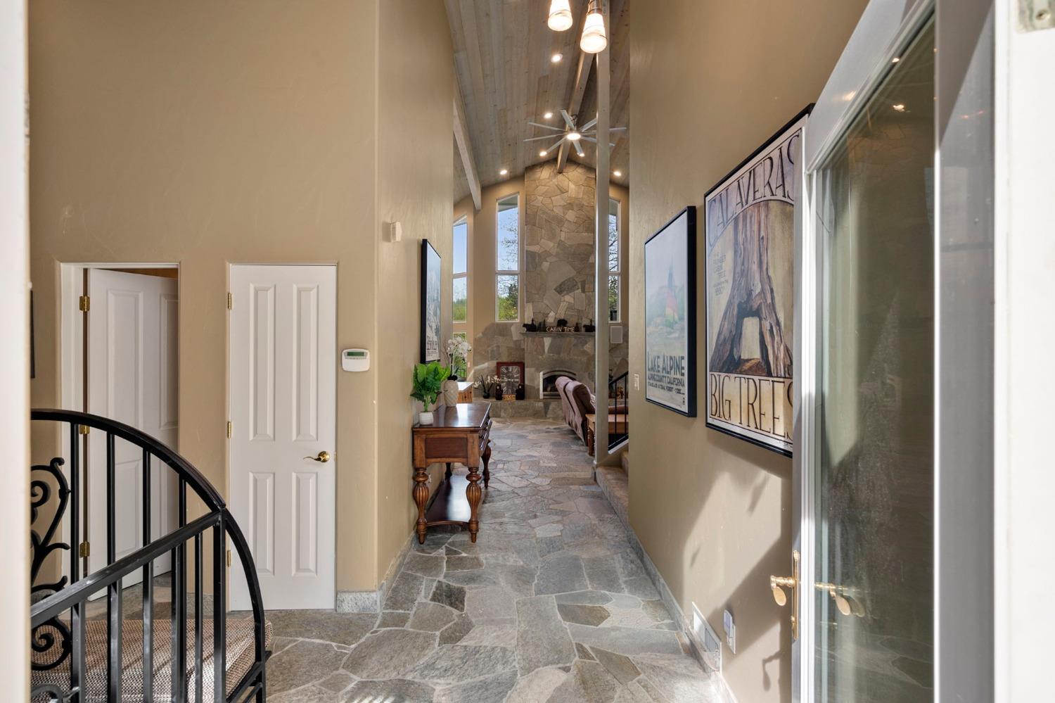 1236 Brae Burn Drive