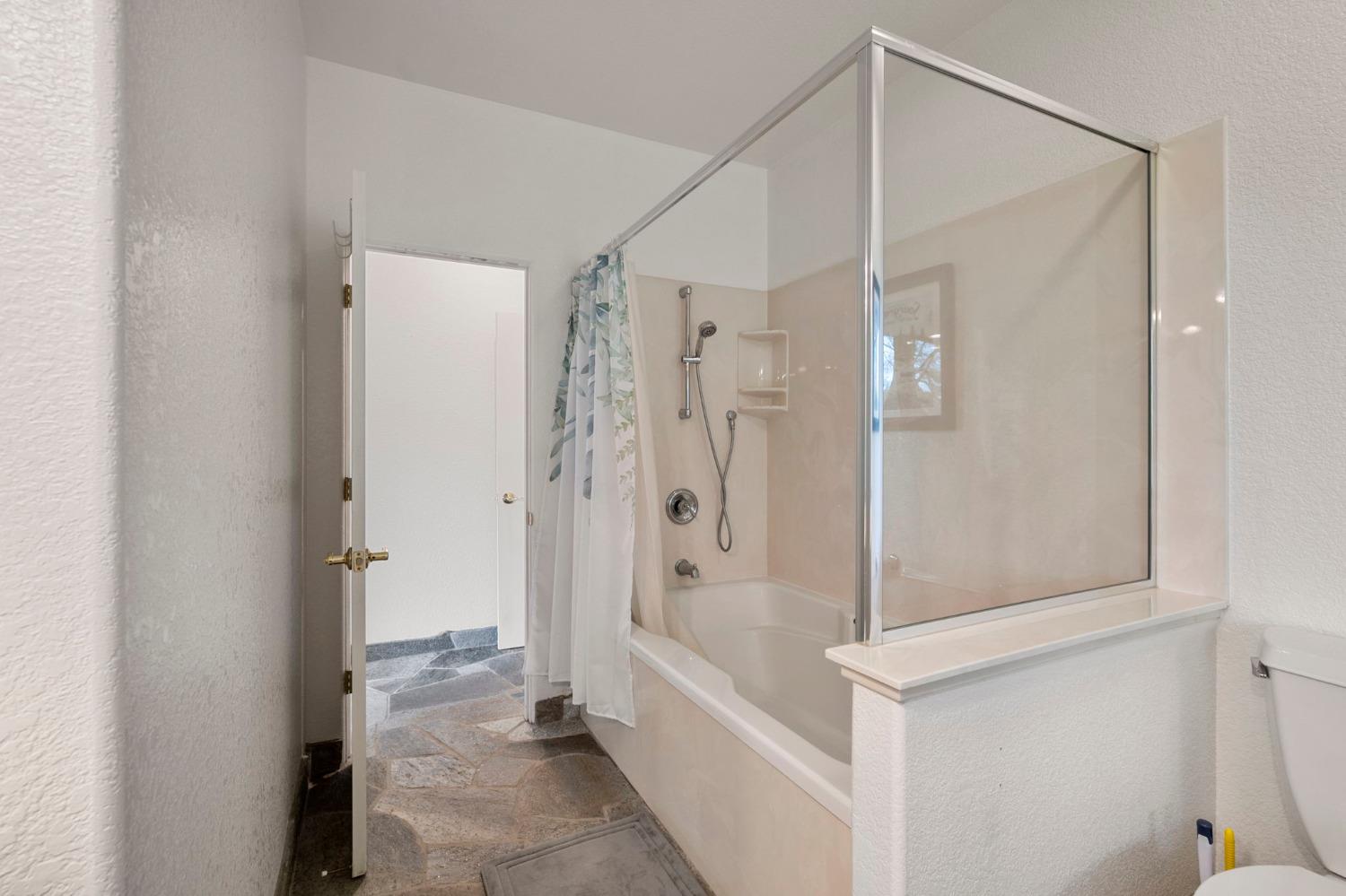 1236 Brae Burn Drive