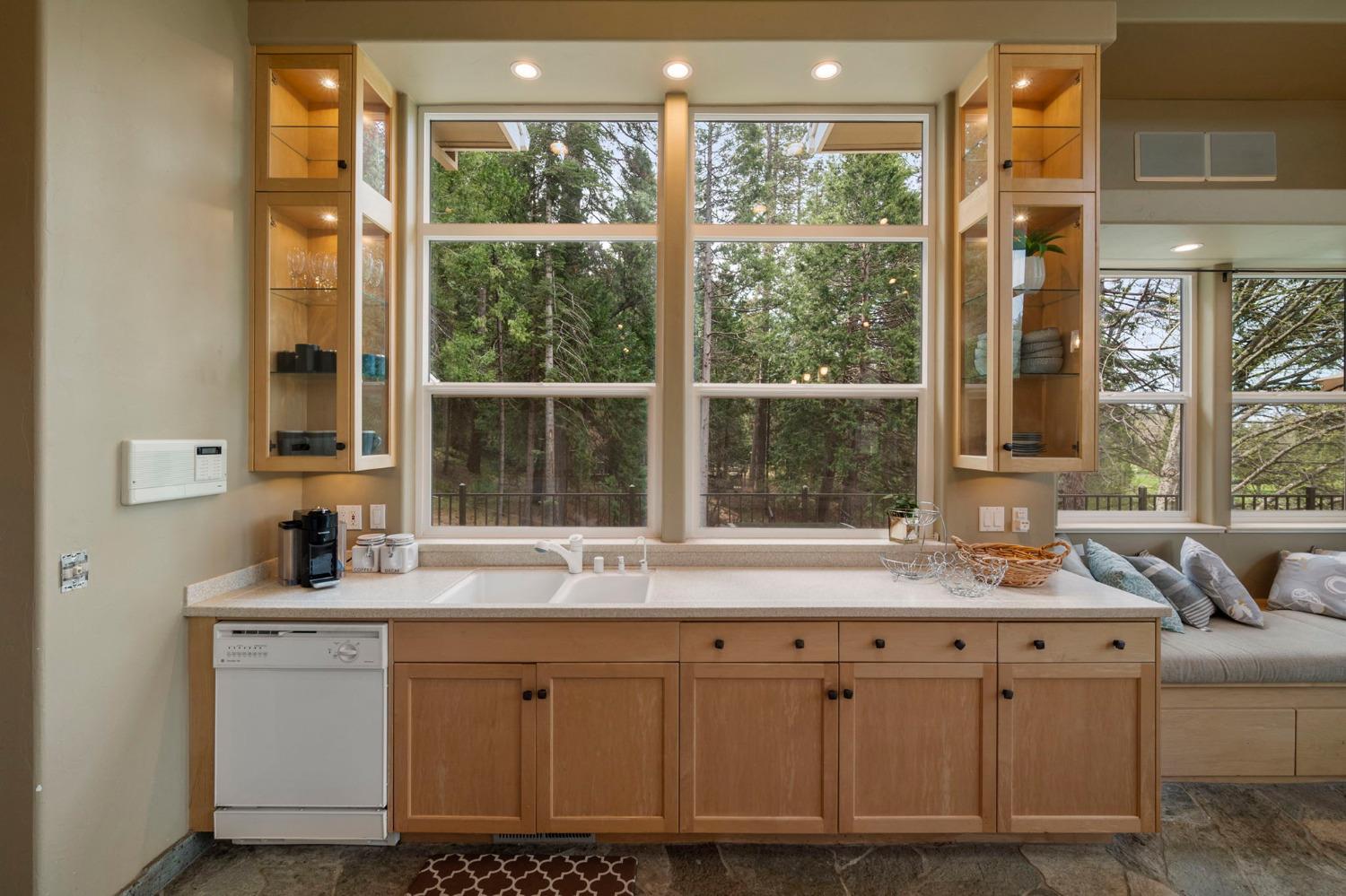 1236 Brae Burn Drive