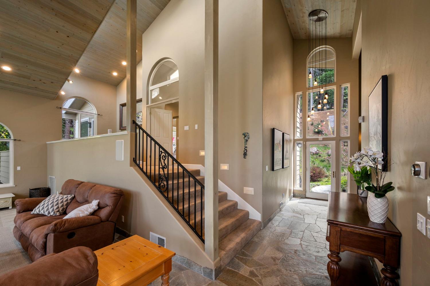 1236 Brae Burn Drive