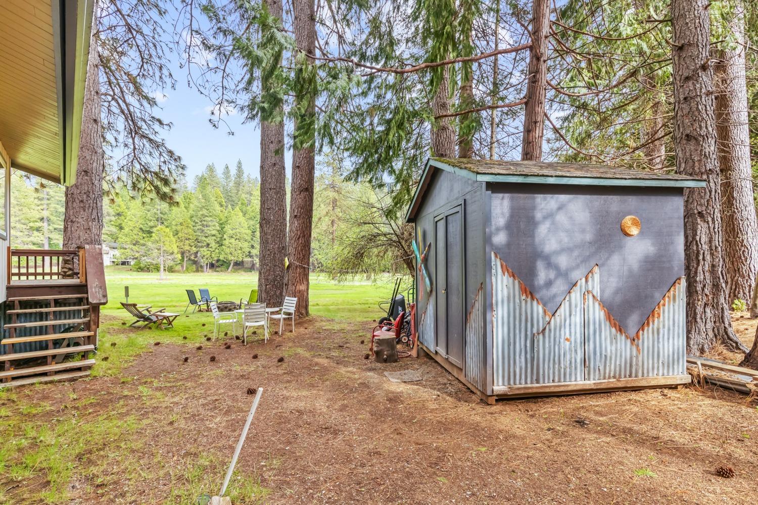 1775 Pine Dr